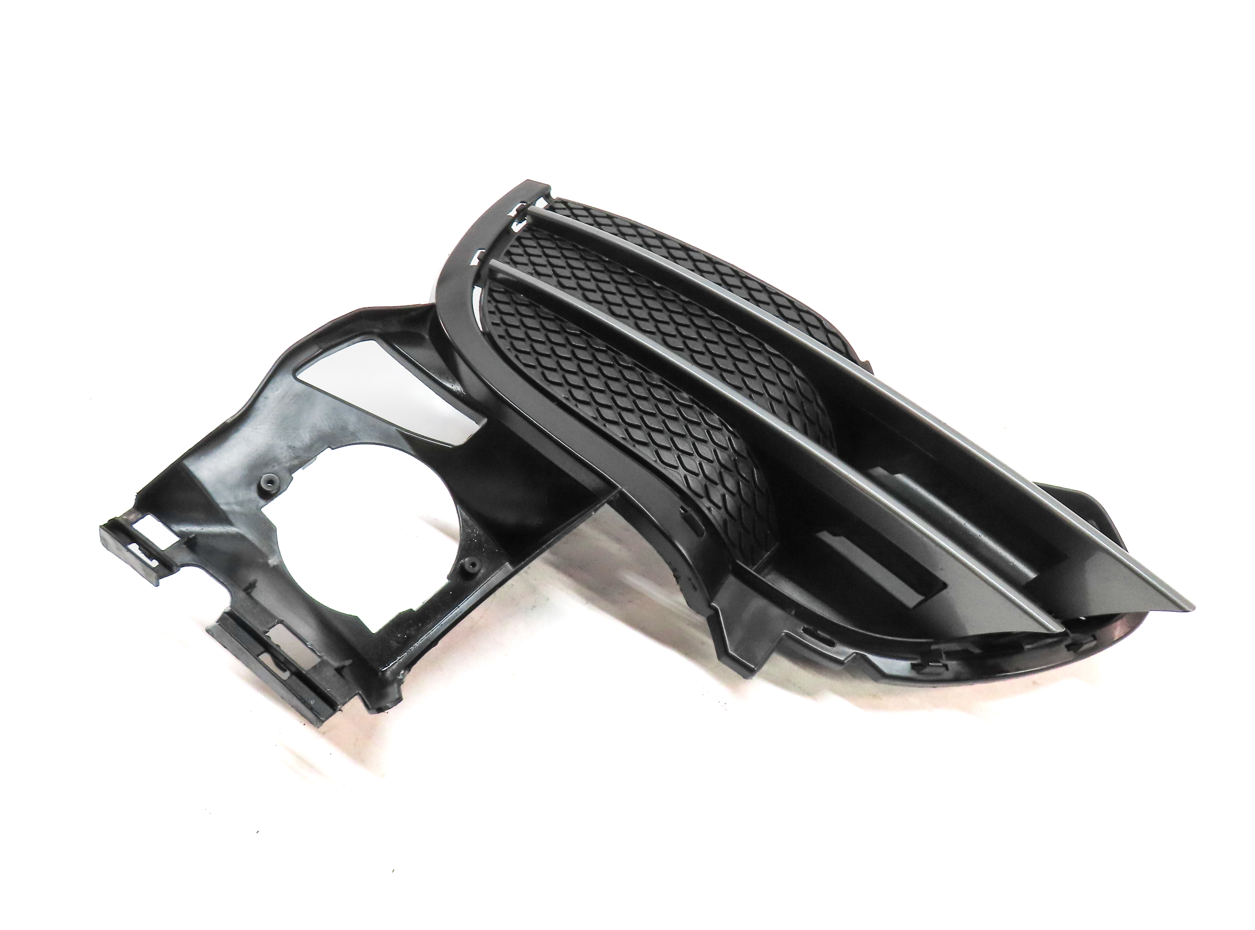 2011-2014 PORSCHE CAYENNE S (958) RIGHT FRONT PASSENGER LOWER BUMPER GRILLE TRIM — exact item pictured